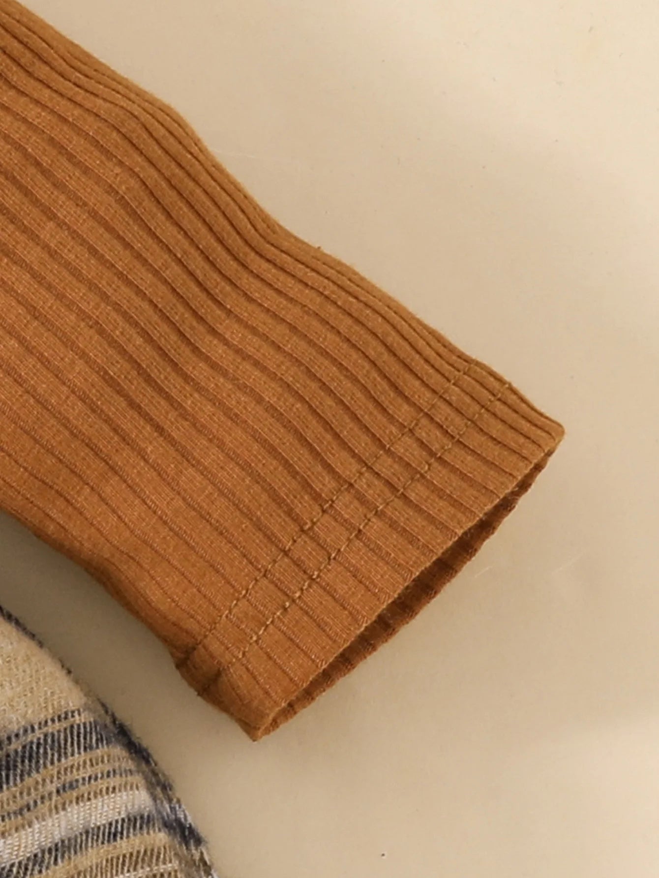 Baby Girl Plaid Jumpsuit with Bow & Headband – Long Sleeve Outfit (0–18M)